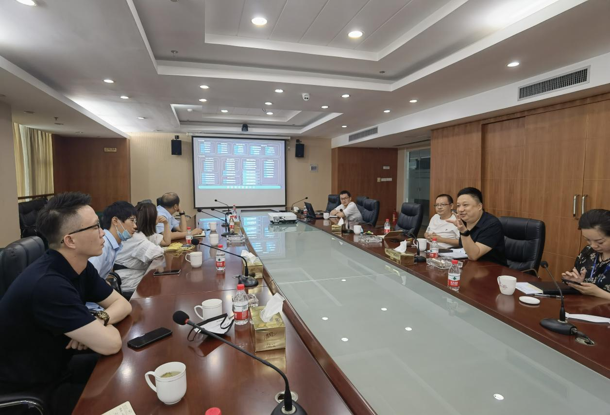 學(xué)先進(jìn)、趕先進(jìn)！錢江商城赴海寧中國皮革城考察學(xué)習(xí)智能化改造數(shù)字化轉(zhuǎn)型