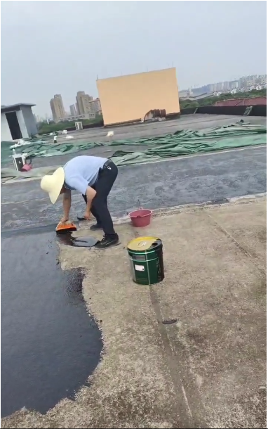 屋頂防水工程啟動，保障商戶經(jīng)營無憂